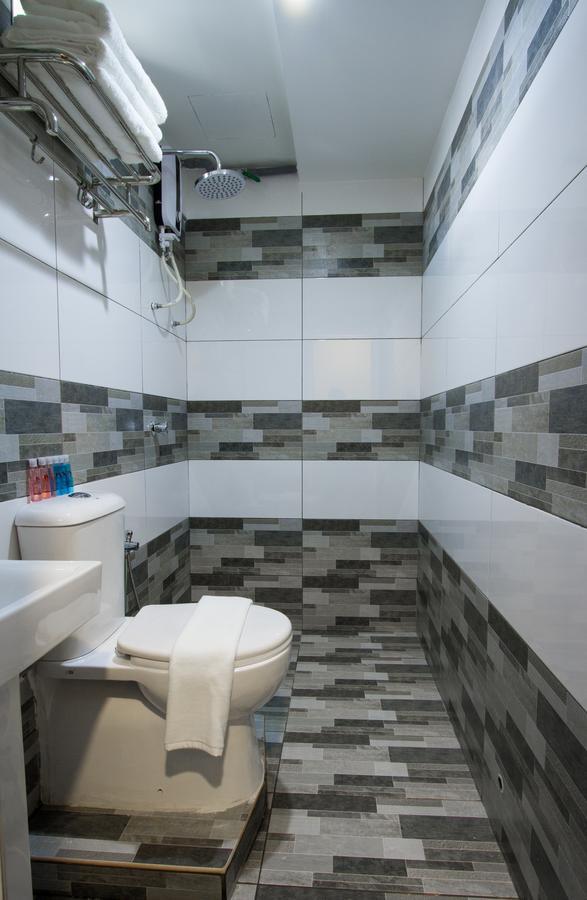 Js Hotel Johor Bahru Exteriör bild